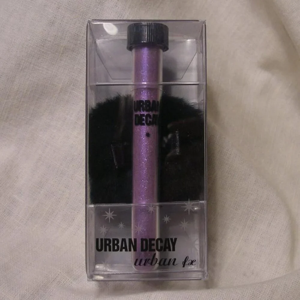 Urban Decay FX Face & Body Shimmer Powder Grifter & Midnight Cowgirl R $36 - Picture 4 of 4